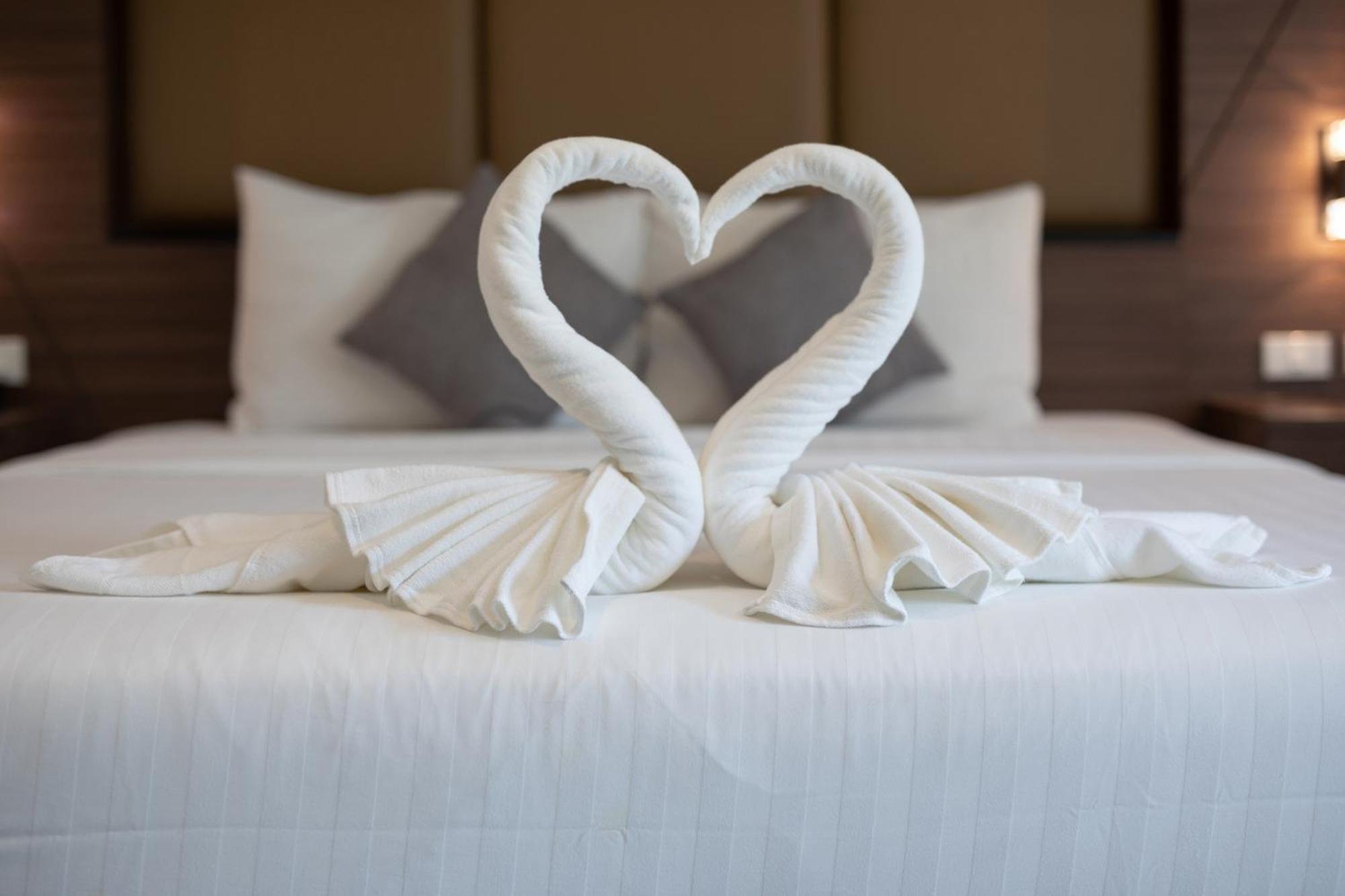The Bell Airport Phuket Hotel - Sha Extra Plus Nai Yang Beach Extérieur photo