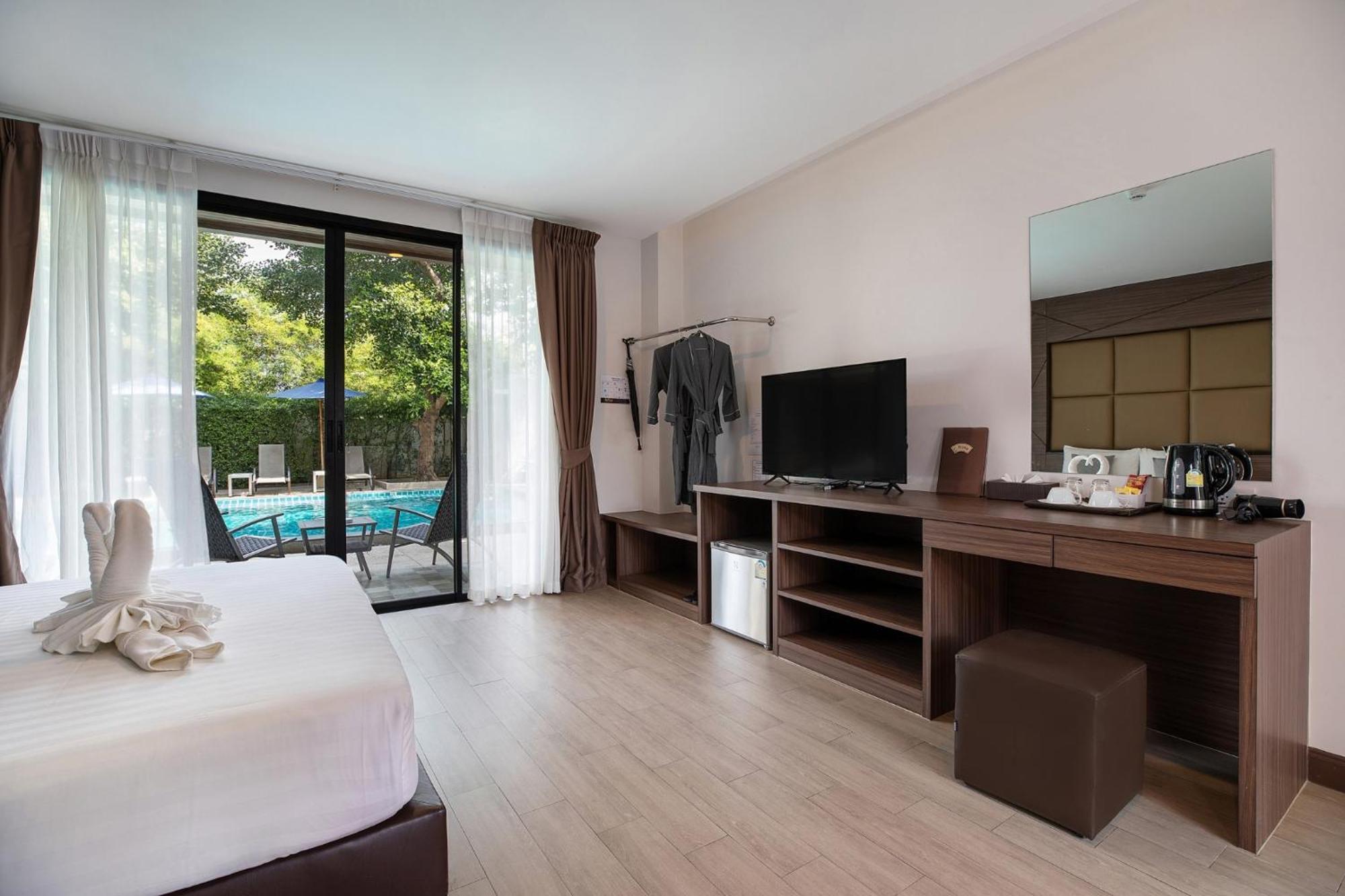 The Bell Airport Phuket Hotel - Sha Extra Plus Nai Yang Beach Extérieur photo